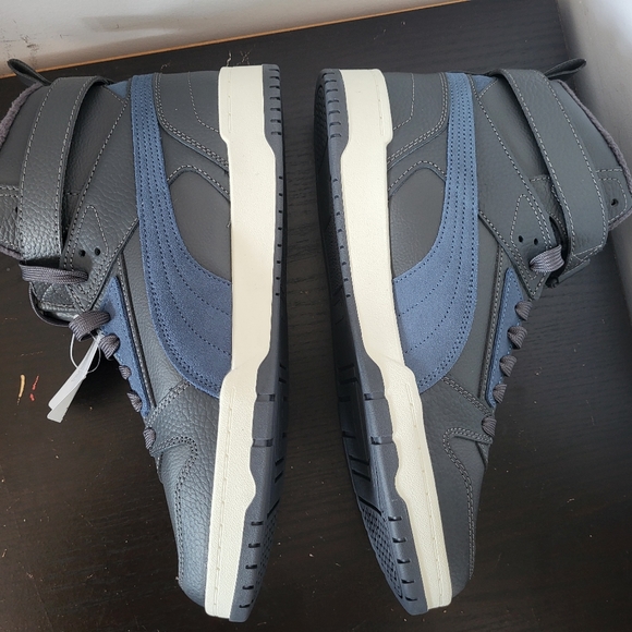 PUMA|Size 11|Ash & Navy Blue - Picture 6 of 6